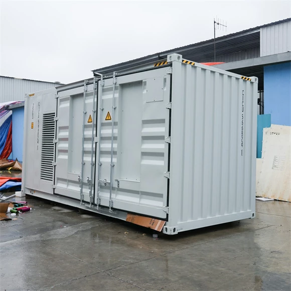 Contenedor Fotovoltaico Plegable para Proyectos Distribuidos - YOUFOTO INDUSTRIAL SOLAR